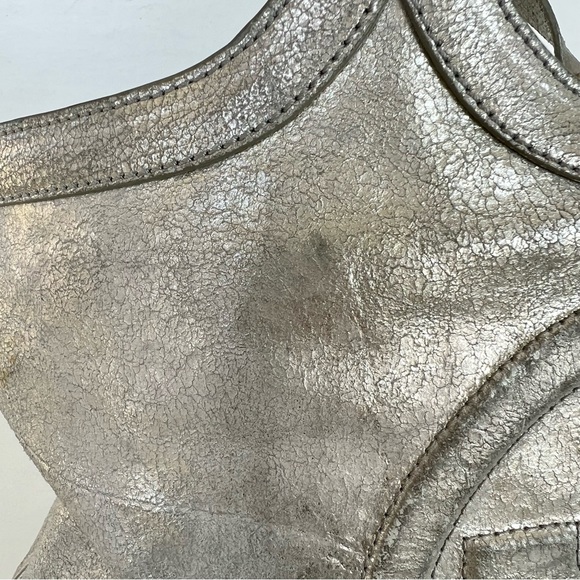 TORY BURCH Bombe Metallic Silver Shimmer Crackled Leather Shoulder Bag Tote - Picture 13 of 15